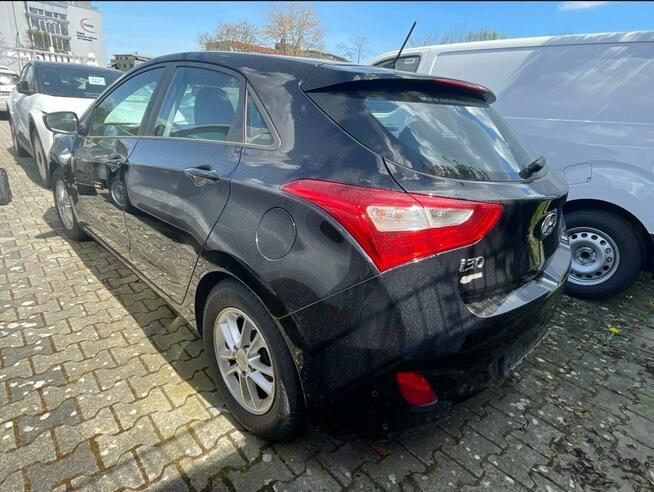 Hyundai i30 Perfekcyjny bogata wersja Bezwypadkowy Rzeszów - zdjęcie 4