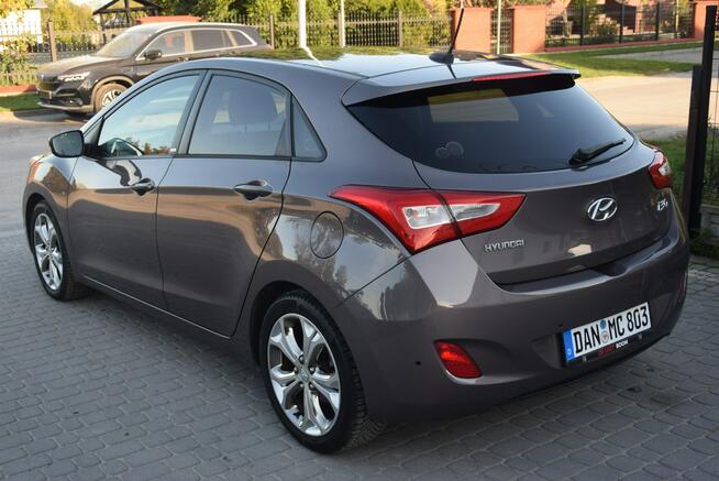 Hyundai i30 1.4B Navi Kamera 110 TYS KM Sprowadzony Opłacony Majdan Sieniawski - zdjęcie 12