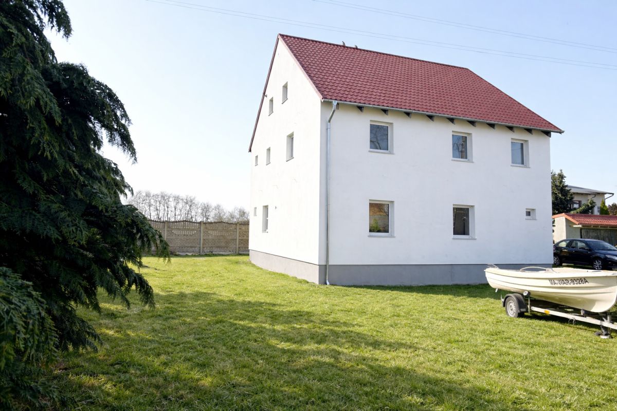Brenno – dom 350 m² w formie pensjonatu, blisko je Brenno - zdjęcie 1