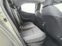 Toyota Yaris Salon PL mały przebieg Bydgoszcz - zdjęcie 11