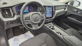 Volvo XC 60 B4 D Core aut ! Z Polskiego Salonu ! Faktura Vat ! Warszawa - zdjęcie 9