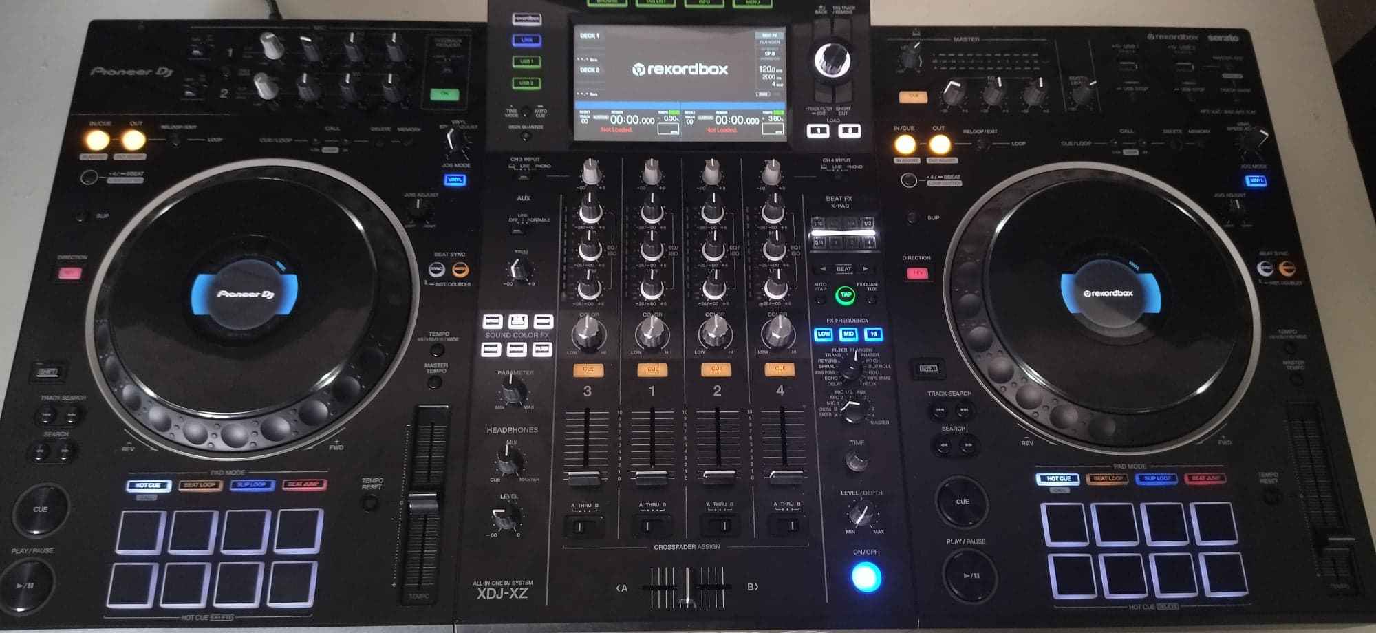 Pioneer CDJ 3000, Pioneer CDJ 2000 NXS2, Pioneer DJM 900 NXS2 DJ Mixer Krzyki - zdjęcie 12