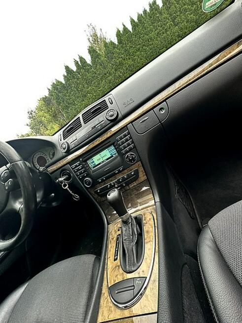 Mercedes E200 Kompresor 184KM Avantgarde Lift Automat Sedan Opłacony Wrocław - zdjęcie 9