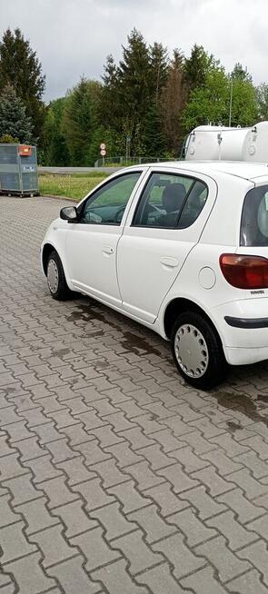 Toyota Yaris 2004 D4D 1.4 diesel Łańcut - zdjęcie 4