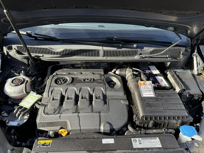 Volkswagen Touran 2,0tdi 150ps ładny zarejestrowany z Navigacją. Bolesławiec - zdjęcie 12