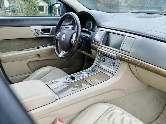 Jaguar XF 2.7 V6 207KM Bogate wyposażenie, Możliwa Zamiana Piotrków Trybunalski - zdjęcie 9