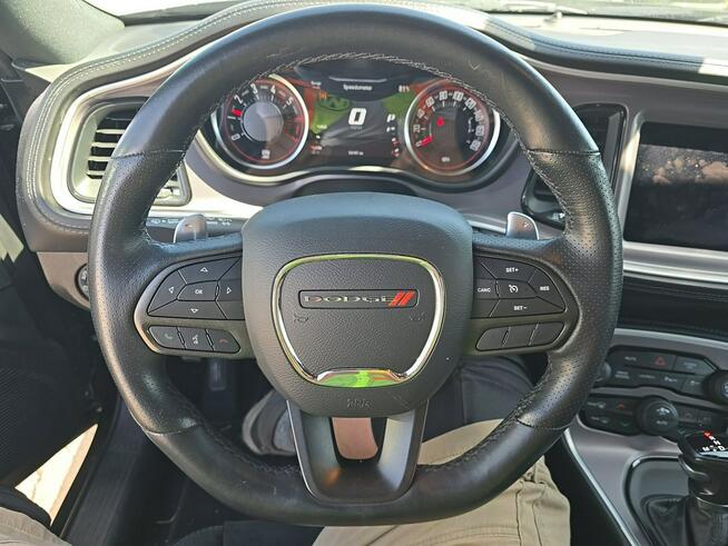Dodge Challenger 6.4 HEMI / automat / niski przebieg Warszawa - zdjęcie 8