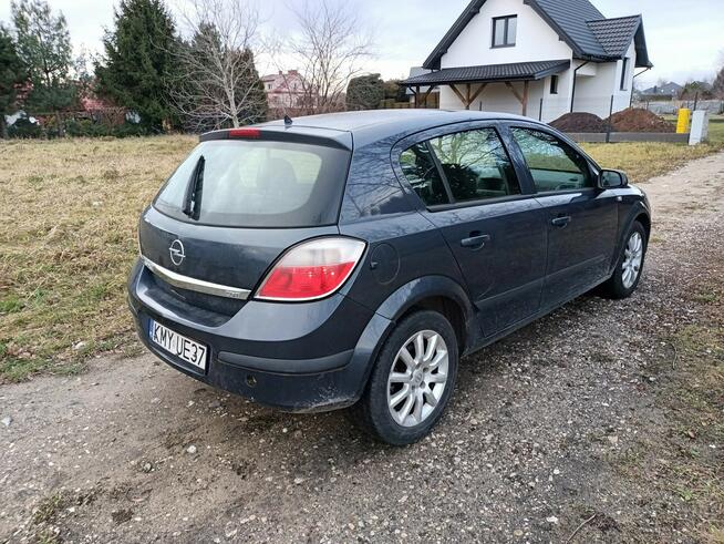 Opel Astra 1.3CDTI 90km 06r Tarnów - zdjęcie 4