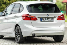 BMW Seria 2 218d Sport-Aut Targowiska - zdjęcie 12