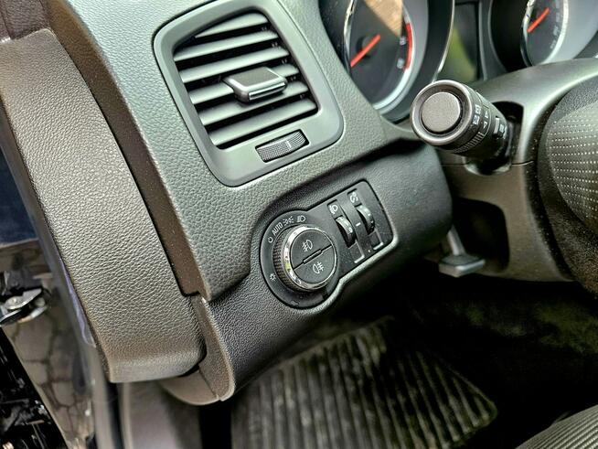 Opel Insignia 1.6 T 180 KM Bezwypadek Serwis Piękna Zagnańsk - zdjęcie 12