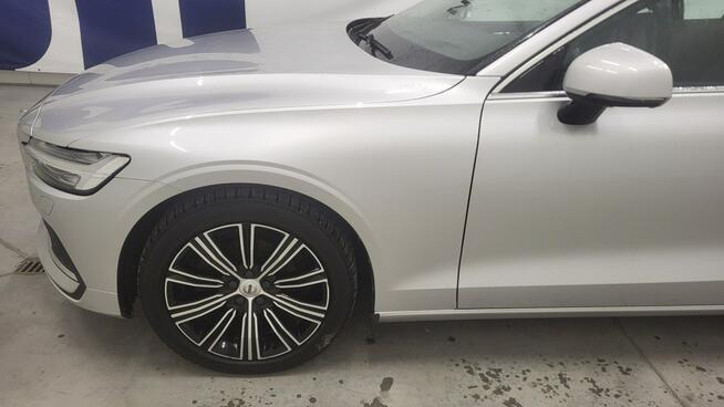 Volvo V60 B4 B Inscription aut Grójec - zdjęcie 10