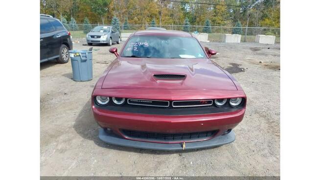 Dodge Challenger / 5.7 372KM / automat / niski przebieg / Tarnów - zdjęcie 3