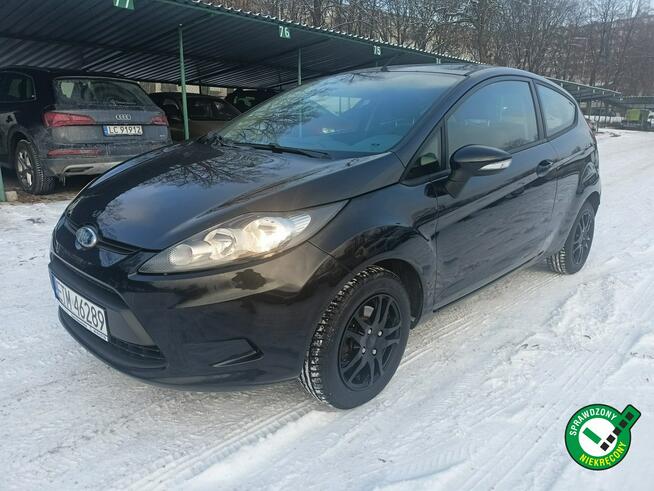 Ford Fiesta niski przebieg, serwis ASO, doinwestowane Tomaszów Mazowiecki - zdjęcie 1