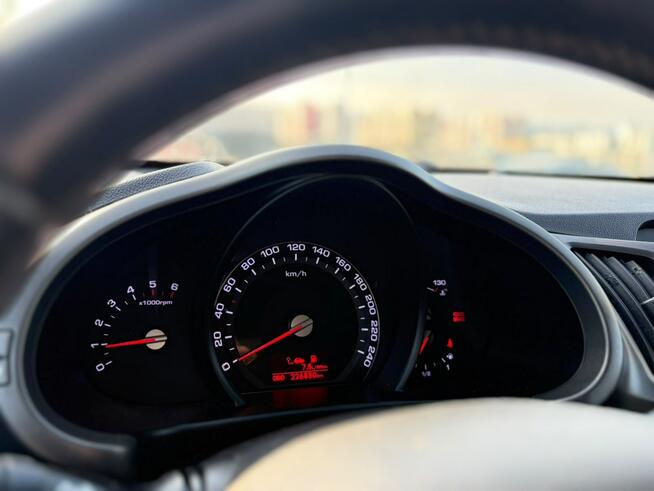 Kia Sportage zarejestrowana ledy Lębork - zdjęcie 10