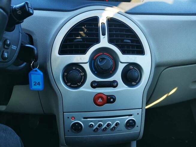 1.6 i 16V 88KM, Manual, Klimatyzacja Warszawa - zdjęcie 11