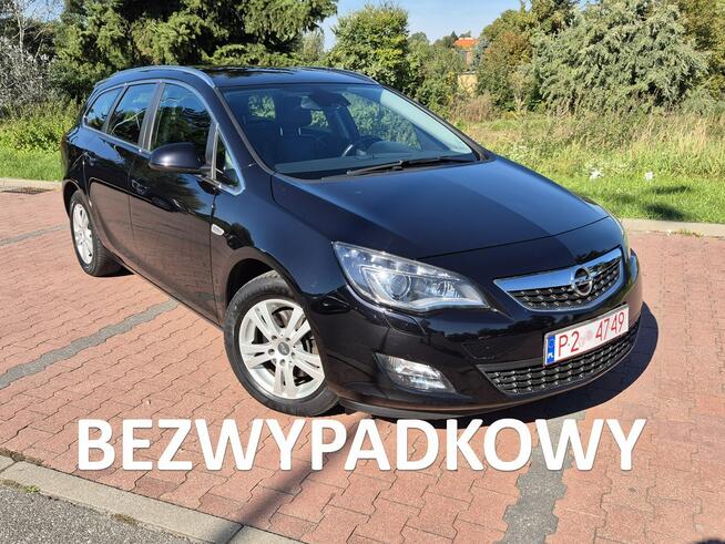 Opel Astra Oryginał Stan Bezwypadkowy Zadbany Serwis do końca Zielona Łąka - zdjęcie 1