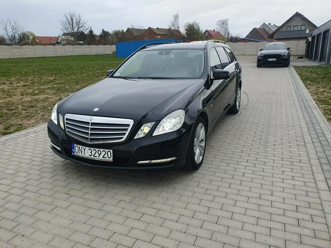Mercedes E 250 2.2cdi 204KM Avantgarde 4matic 7osobowy Raty Zamiana Strobice - zdjęcie 2