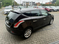 Lancia Delta 1,4 120KM  Klimatronik  Navi Orzech - zdjęcie 6