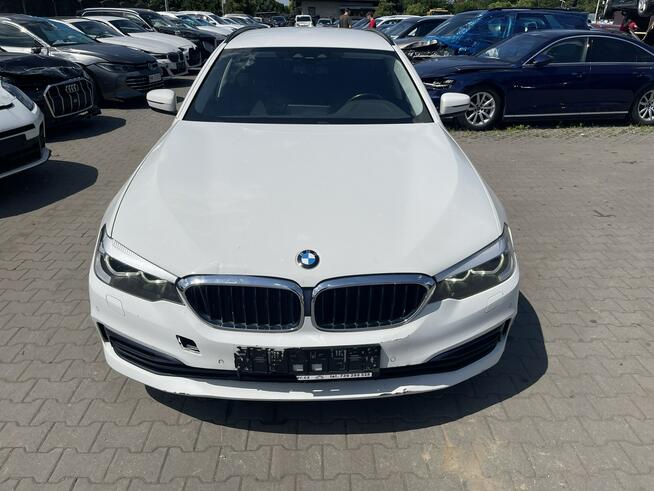 BMW 520 Sport Line XDrive Skóra Kamera HAK Podgrzewanie 190KM Gliwice - zdjęcie 5