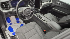Volvo XC 60 B4 B Core aut ! Z Polskiego Salonu ! Faktura Vat ! Warszawa - zdjęcie 9