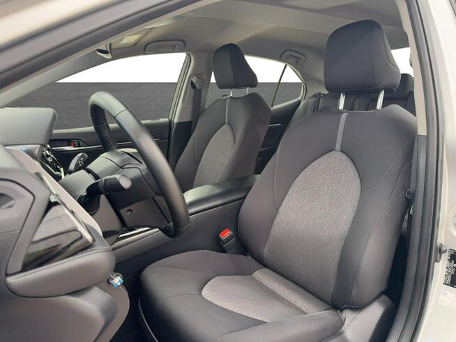 Toyota Camry 2.5 Hybrid Comfort CVT Sedan Warszawa - zdjęcie 10