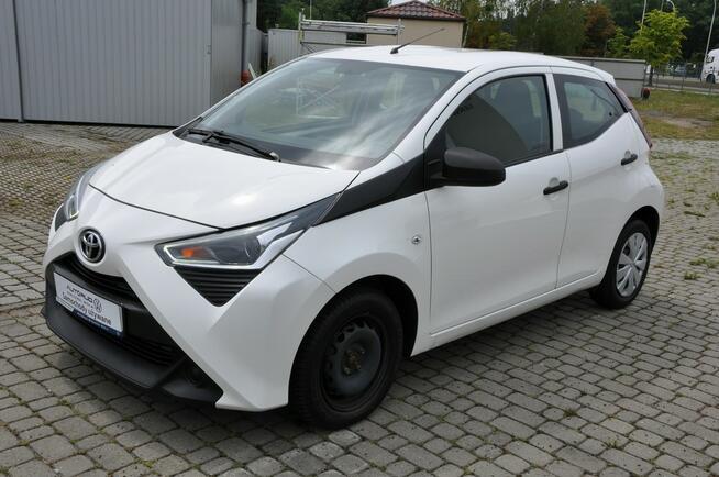 Toyota Aygo 1.0 Benzyna 72KM Klimatyzacja LED Salon Polska FV 23% Stalowa Wola - zdjęcie 3
