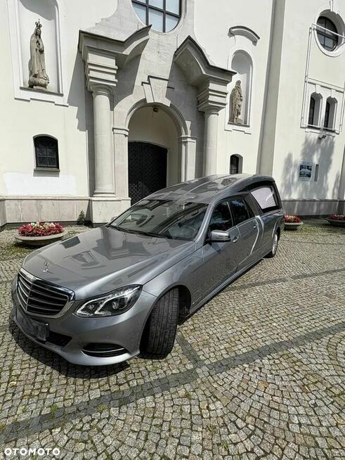 Mercedes-Benz Klasa E - Karawan zabudowa Bojar Mińsk Mazowiecki - zdjęcie 3