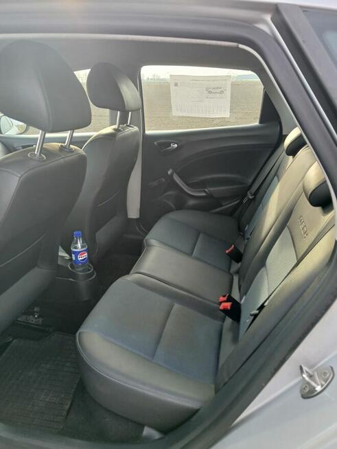 Seat Ibiza 1,2 benzyna, 5 drzwi, klima, zarejestrowany Borzykowo - zdjęcie 4