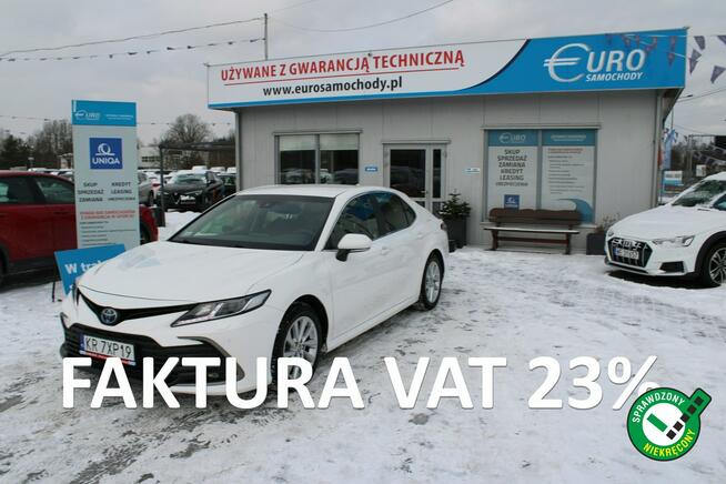 Toyota Camry 2.5 Hybrid e-CTV Comfort F-vat Kamera Gwarancja Warszawa - zdjęcie 1
