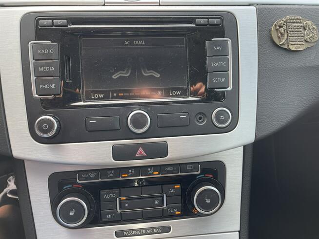 Passat 2.0TDI - 140KM Bogate wyposażenie Automat Highline Model 2011 Syców - zdjęcie 9