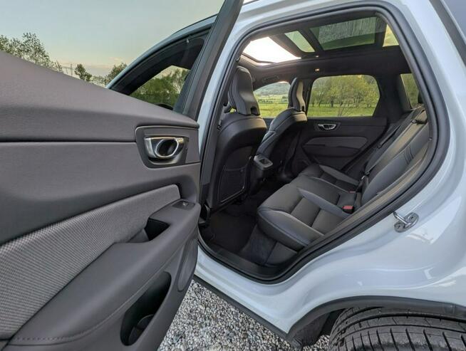 Volvo XC 60 Panoramadach, kamera 360, harman/kardon Kamienna Góra - zdjęcie 12