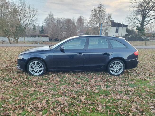 Audi A4 2.0tdi 2009r B8 Duża Navi Alu18 Strobice - zdjęcie 3