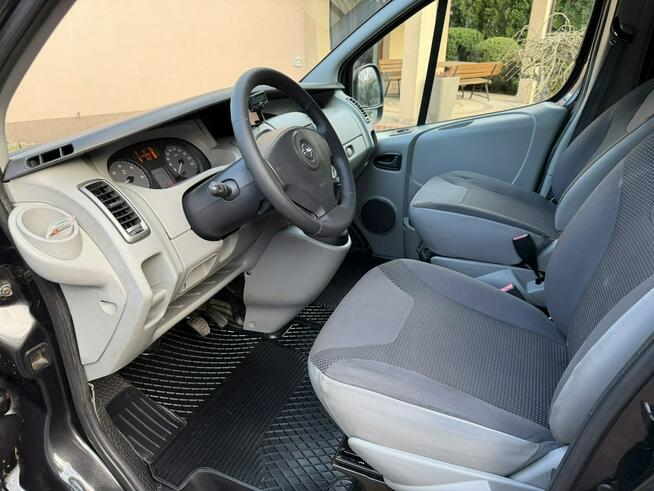 Opel Vivaro 2.5CDTI Automat Long Dubel Dźwig Żuraw L2H1 Klima Navi Hak Końskie - zdjęcie 10