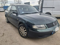 Volkswagen Passat 1.8 turbo sedan niedrogo Fasty - zdjęcie 2