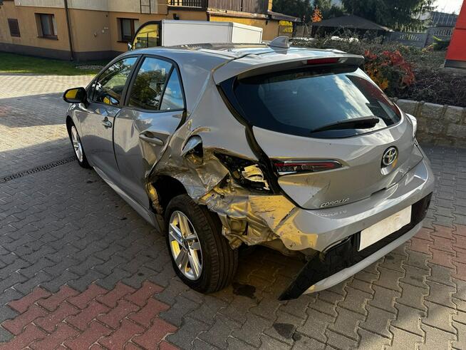 Toyota Corolla 1.8 HYBRID Navi#Kamera#2xClimatronic#Full LED Margonin - zdjęcie 6