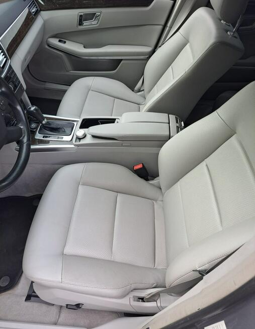 Mercedes E 220 LED Szyberdach Skóry stan bdb Kraków - zdjęcie 11