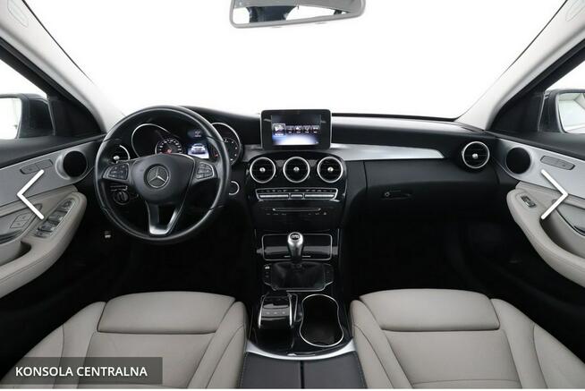 Mercedes C 200 Bezwypadkowy stan wzorowy rok gwarancji Kraków - zdjęcie 11
