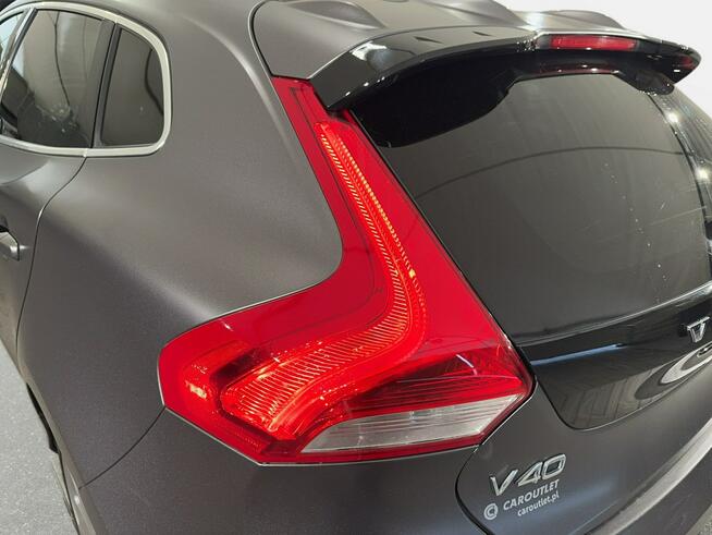 Volvo V40 Inscription 2.0 T5 245KM automat 2018 r., Salon PL, HAK Myślenice - zdjęcie 11