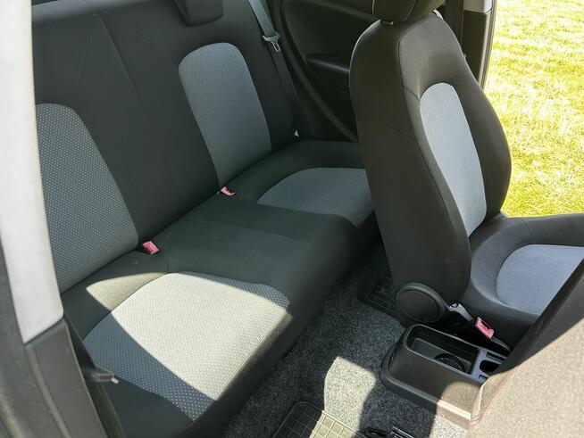 Fiat Grande Punto 2011 / Super Stan / Klimatyzacja Psie Pole - zdjęcie 12
