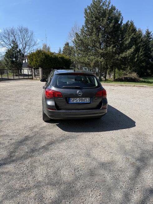 Opel Astra Pszczyna - zdjęcie 4