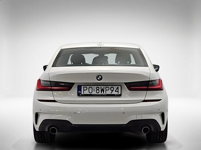 BMW 320 i M Sport sport-aut  ! Z Polskiego Salonu ! Faktura Vat ! Warszawa - zdjęcie 4