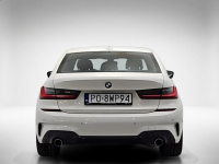 BMW 320 i M Sport sport-aut  ! Z Polskiego Salonu ! Faktura Vat ! Warszawa - zdjęcie 4