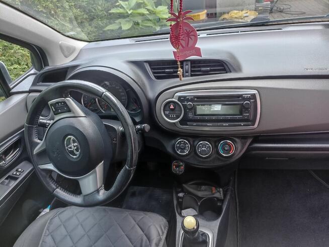 Sprzedam Yaris 1.33 benzyna 2012 Wołomin - zdjęcie 2