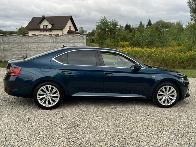 Škoda Superb L&amp;K 4x4 2.0/200KM * DSG *  **GWARANCJA** F_VAT_23% ** Daleszyce - zdjęcie 4