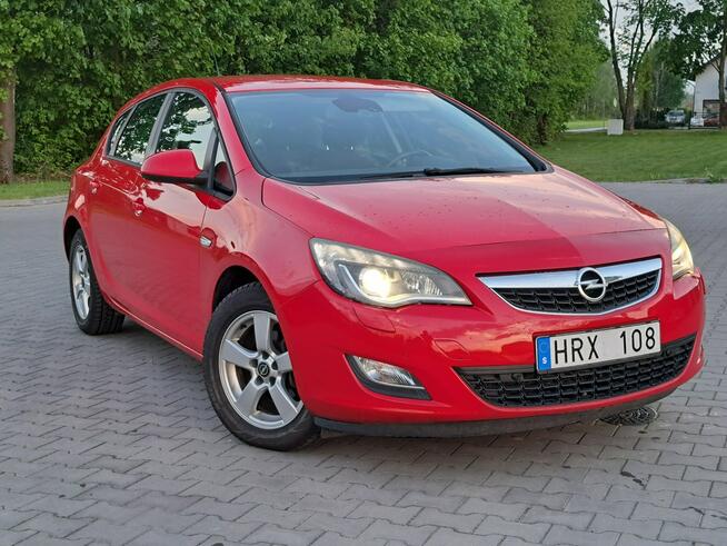 Opel Astra sport 1.6 Manual, 115 KM, 2010r Zwoleń - zdjęcie 5