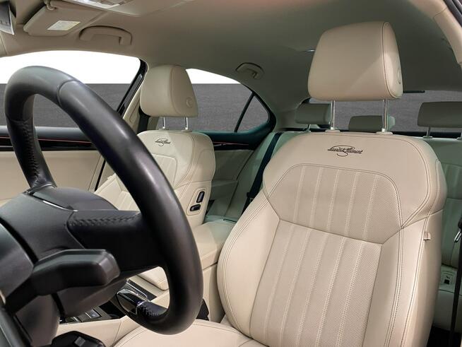 Skoda Superb 2.0 TDI SCR STYLE 4X4 DSG Warszawa - zdjęcie 10