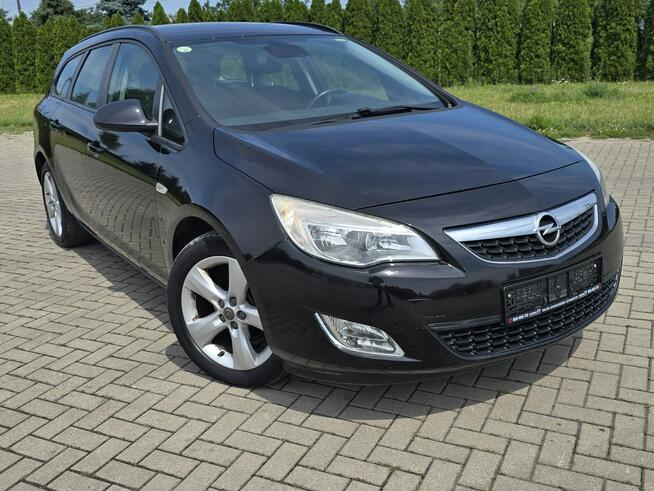 Opel Astra 1,3Diesel Navigacja.Serwis.Hak.Parktronic,Tempomat.OKAZJA Kutno - zdjęcie 1
