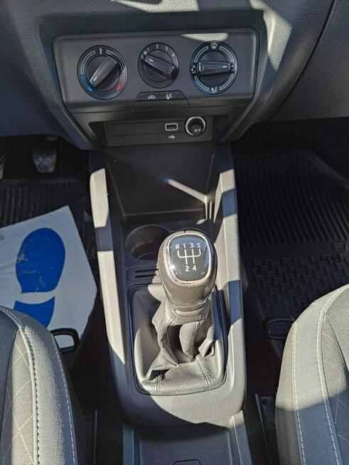 Skoda Fabia 1.0 TSI Ambition Miękinia - zdjęcie 11