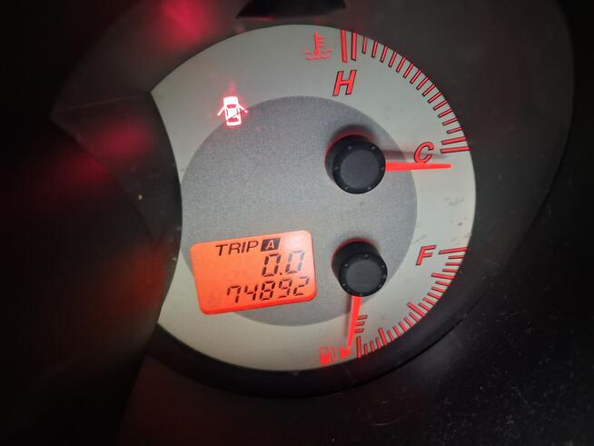 Mazda 3 Autoat niski przebieg 2.0 benzyna Tanie Auta Fasty Fasty - zdjęcie 8