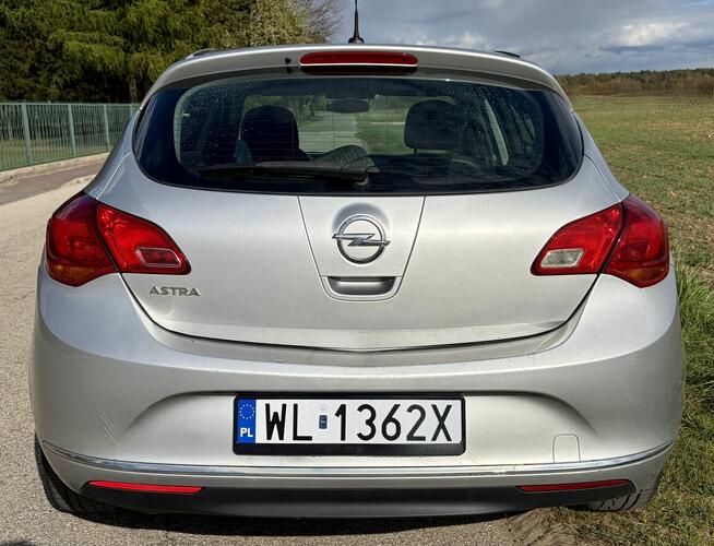 Opel Astra J 2014 - benzyna 1.6 MPI moc 115 KM tylko 124 km Legionowo - zdjęcie 6
